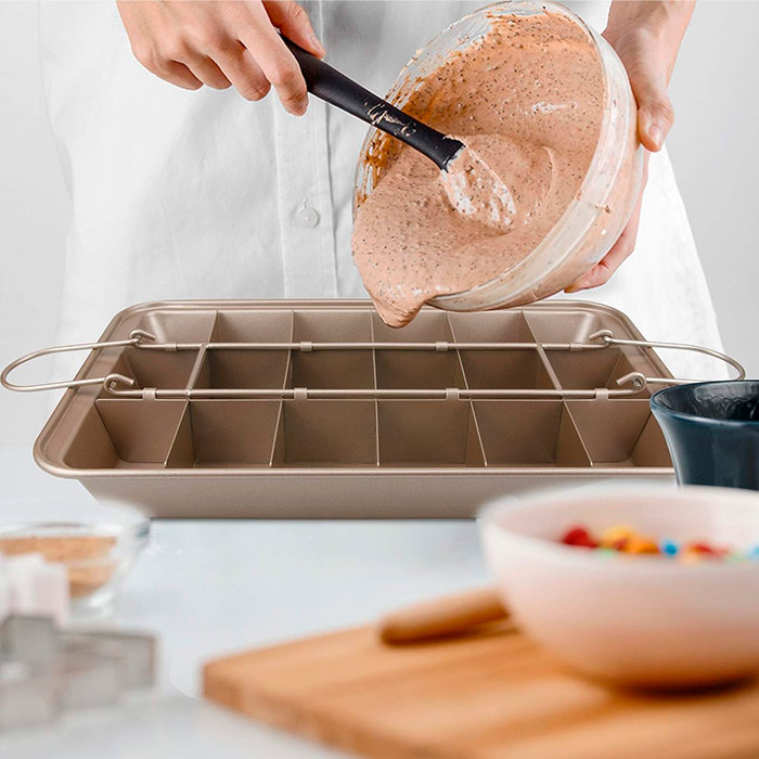 The baking tray is the ideal choice for beginners and professional pastry chefs!
