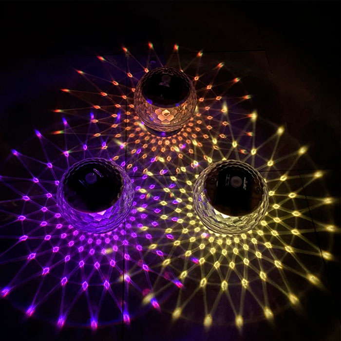 A solar lamp is the perfect decoration for your garden, pool, terrace or pond!