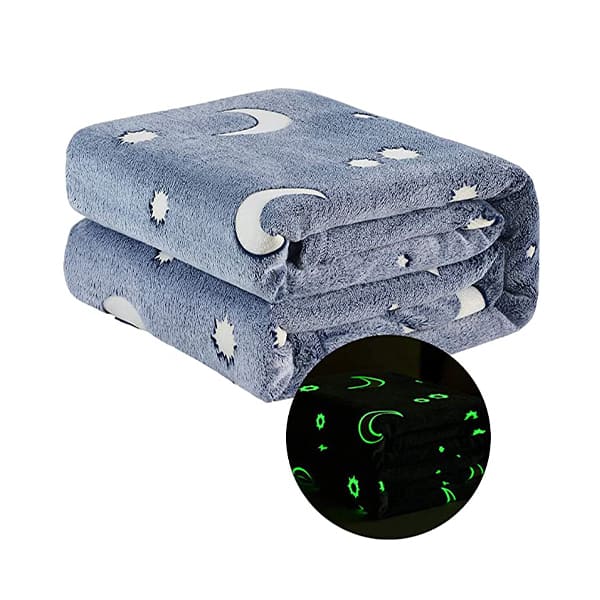 BlanketStar, the magic baby blanket that glows in the dark