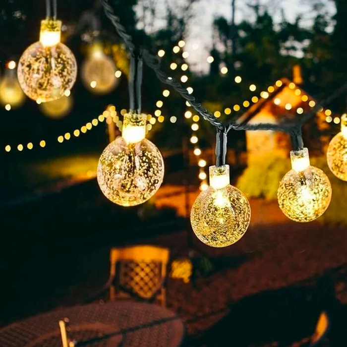 BulbLights, 50 indoor and outdoor retro LED lights recharged with solar energy