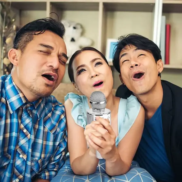 CaraokeStar, wireless microphone with speaker for karaoke - Image 3