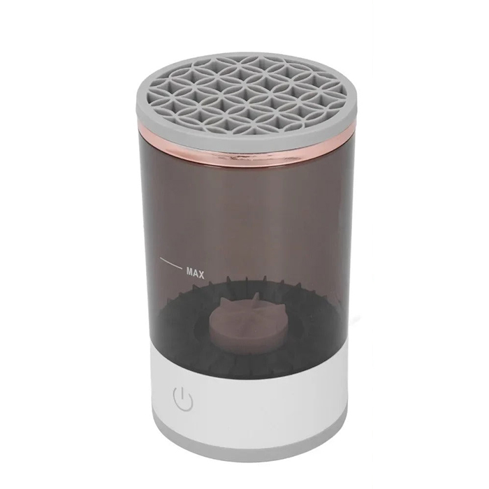 CleanMakeup, a device for cleaning and storing make-up brushes