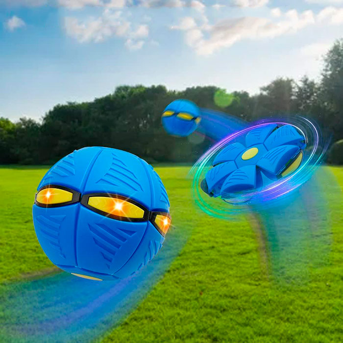 The perfect combination of ball, frisbee for your dog's perfect game!