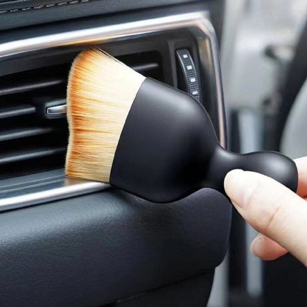 Dustco, car interior cleaning brush - Image 6