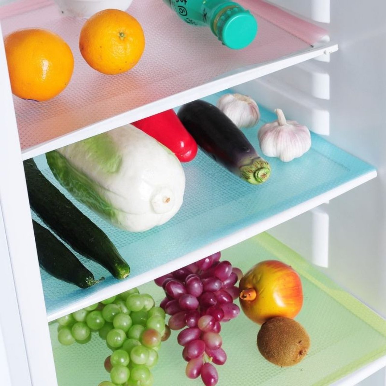 The liner protects food and the fridge from contamination and provides a cleaner and healthier food storage environment.