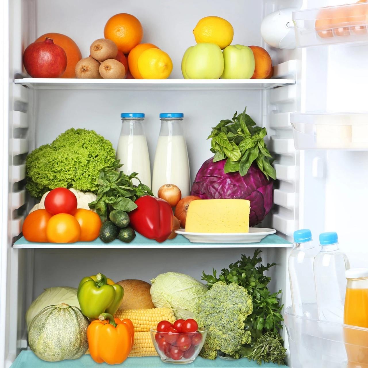 With dimensions of 45 x 30 cm, it fits most shelves, cupboards and drawers - simply trim with scissors if needed.