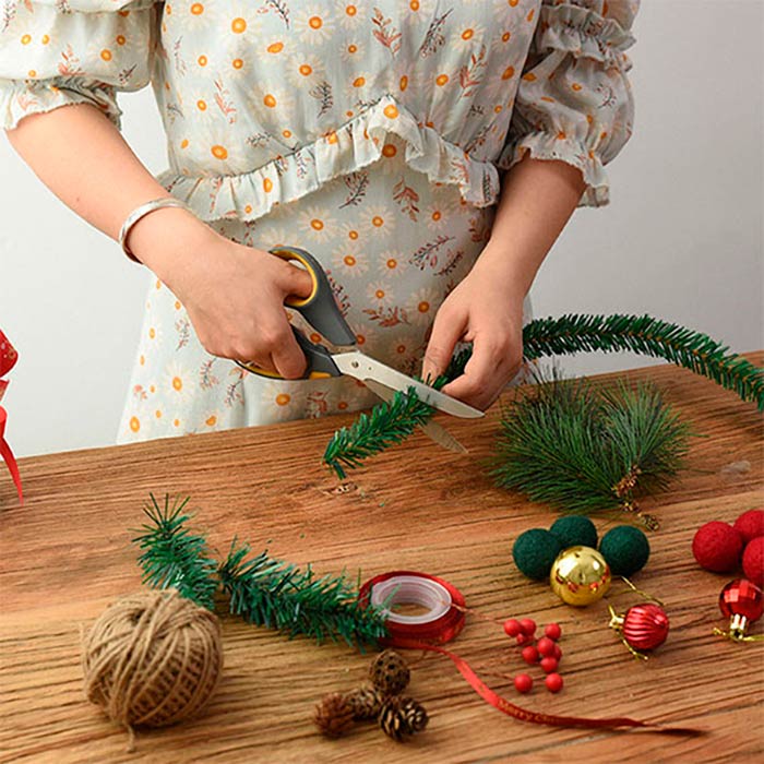 Greenery, decorative festive greenery (5.5 metres) - Image 7