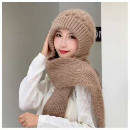 Knitted winter hood scarf - Image 4