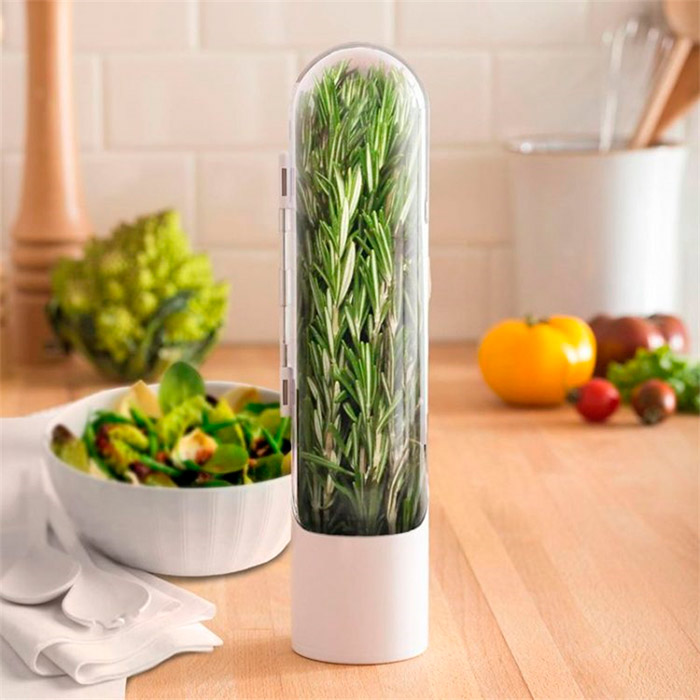 The fresh food storage container is made of high quality ABS material!