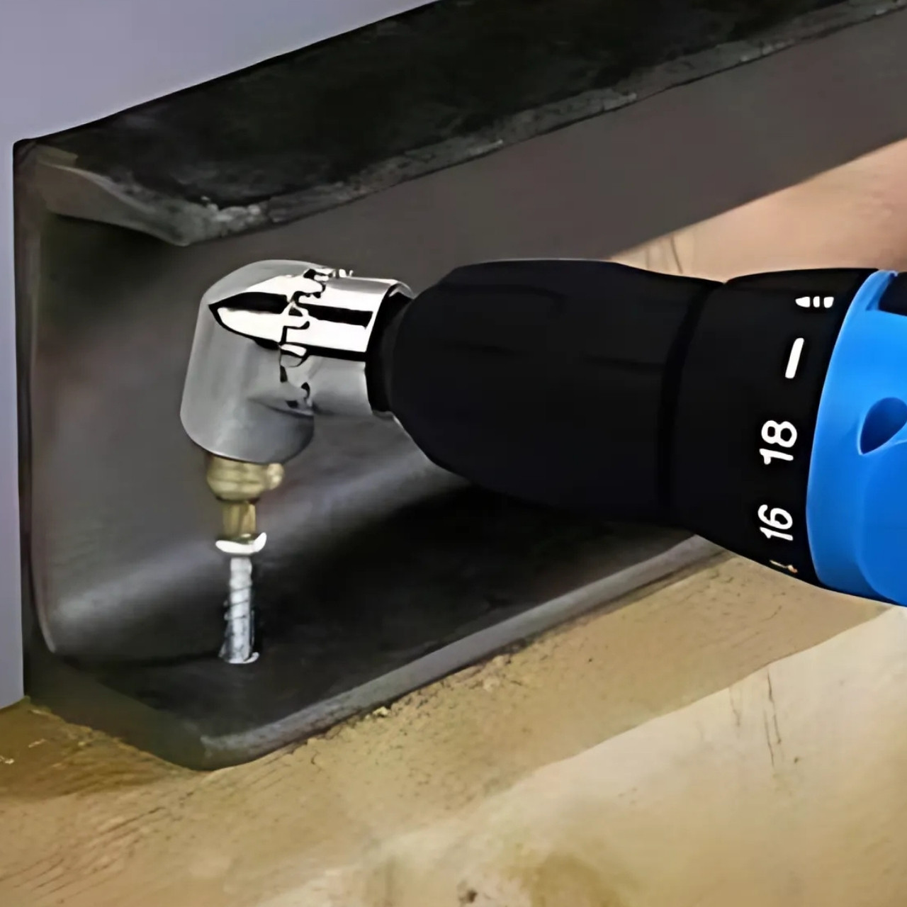 Magnetic adapter holds screws in place without slipping!