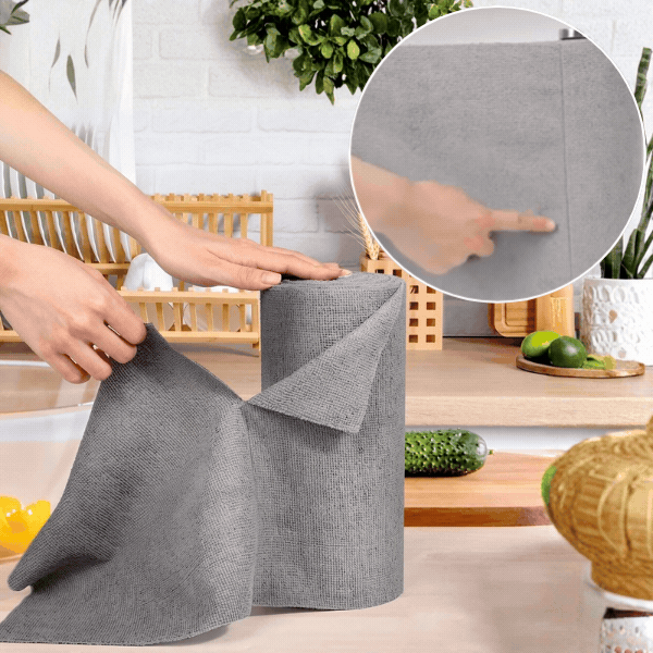 Microfiber Cleaning Cloths on a Roll (30 Pieces), KitchRoll - Image 1