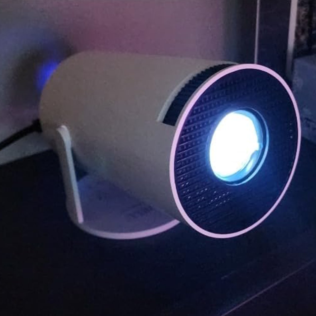 MagProject, mini projector