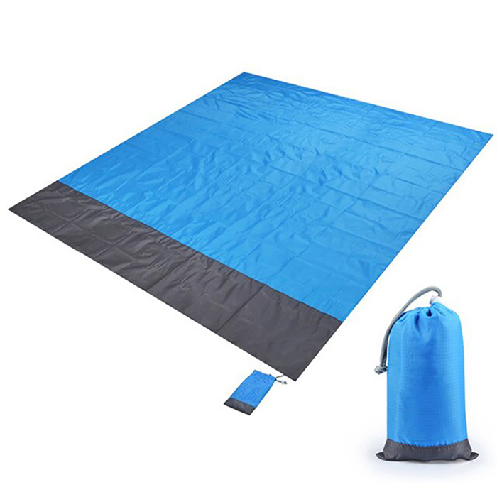 Mat4Beach, waterproof mat for the beach or camping
