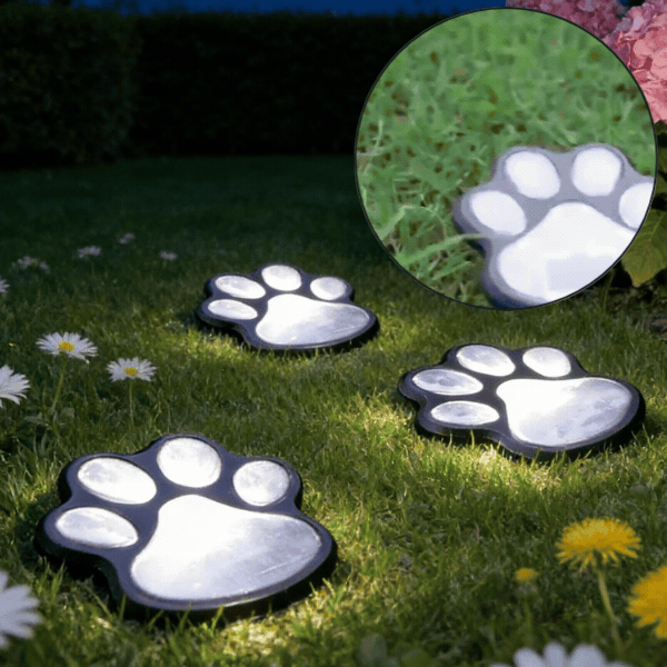 Paw-shaped solar LED lights, Paws - Image 1