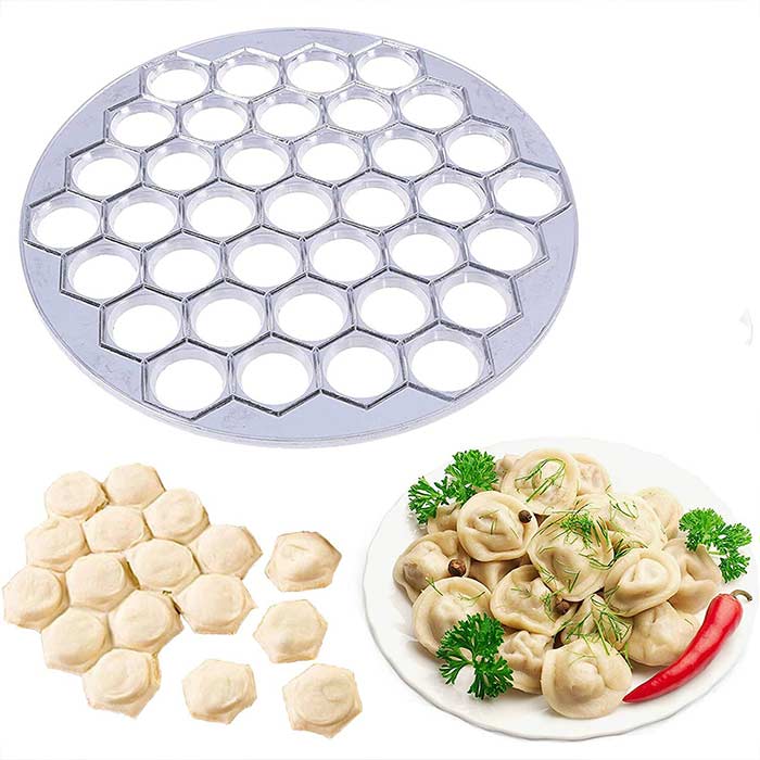 The pasta model is suitable for versatile use - ravioli, pockets, gnocchi, biscuits...