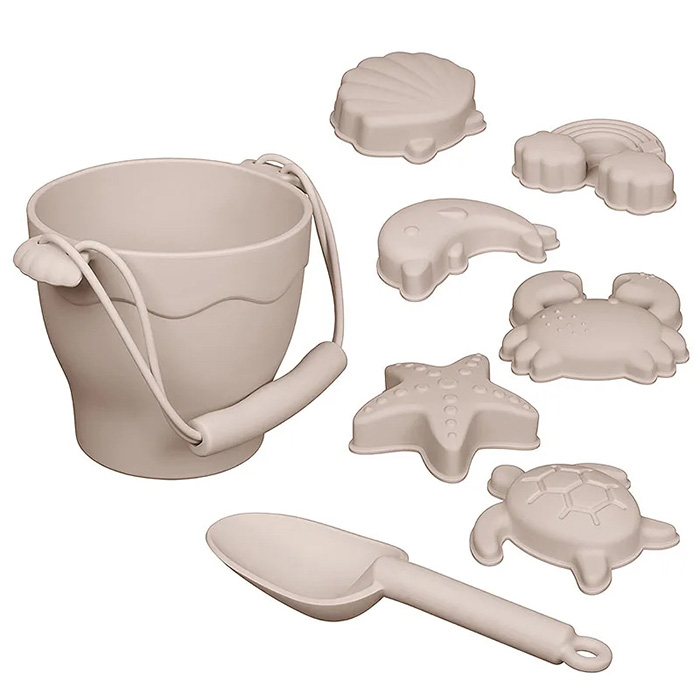 SandBucket, 8-piece children's sandbox toy set