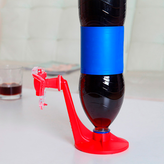 Pour just the right amount into your glass with the pour spout!