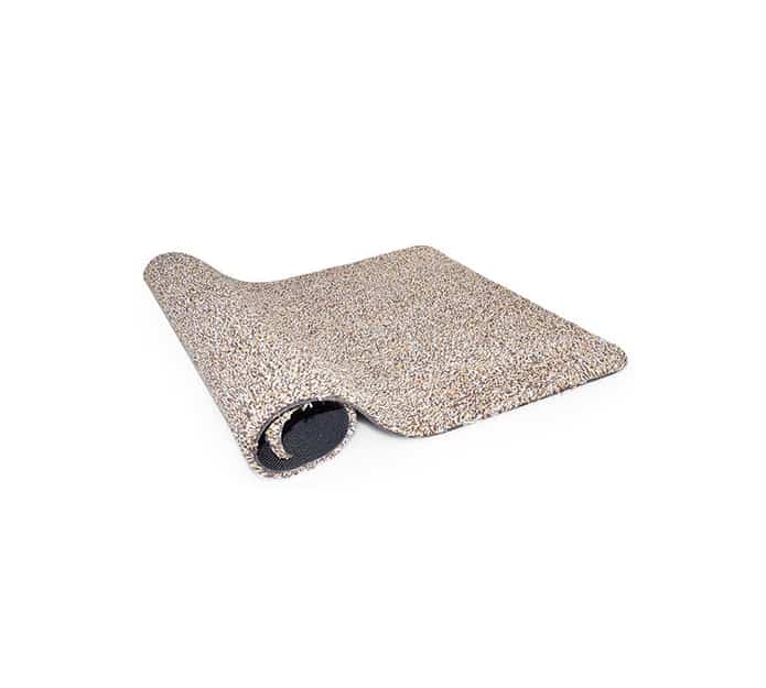 SuperStep, the carpet that cleans soles and paws in just one step