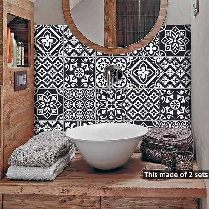 Wallpapers are the ideal choice for a quick renovation of an old apartment.