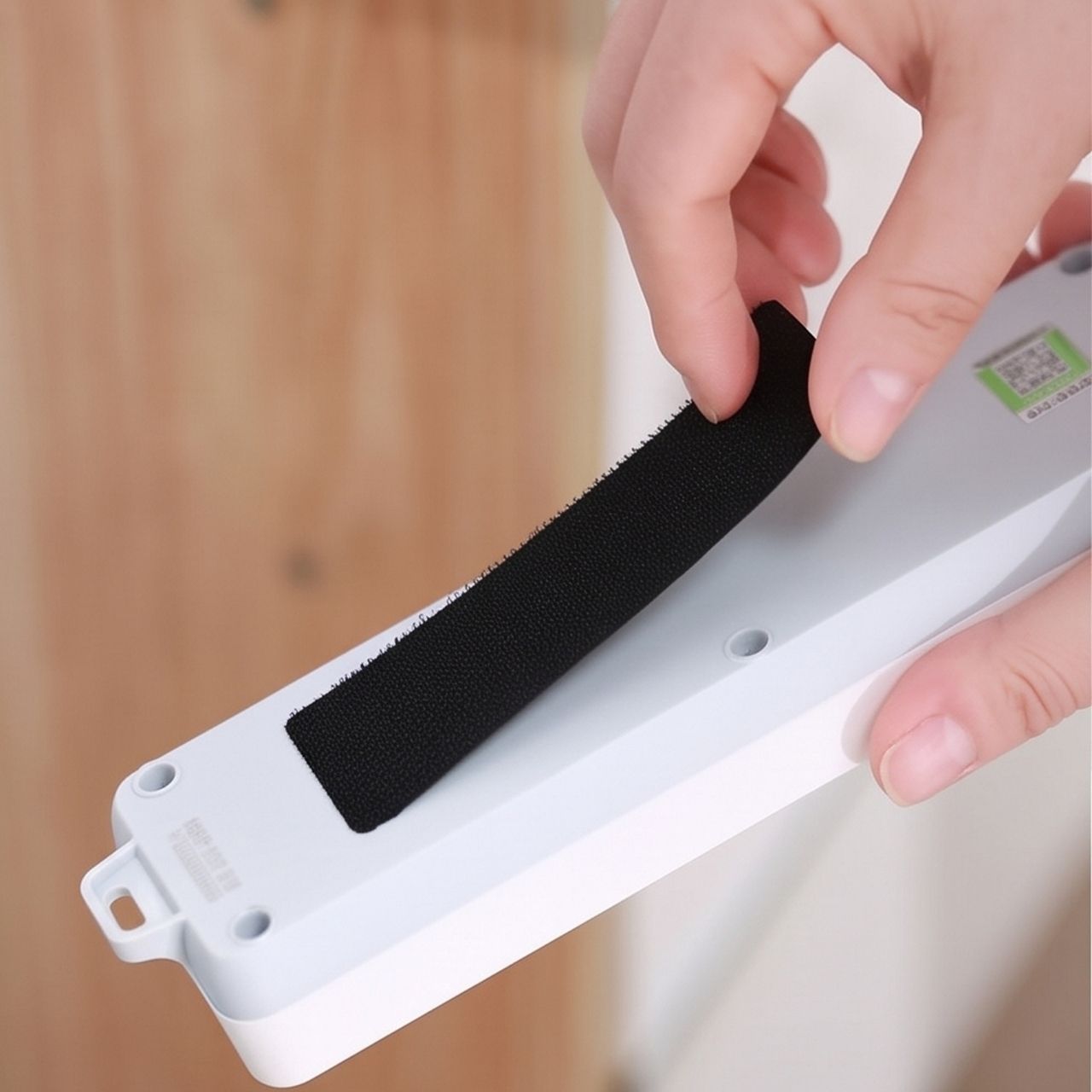 Self-adhesive hook-and-loop strips, TipTape - Image 5
